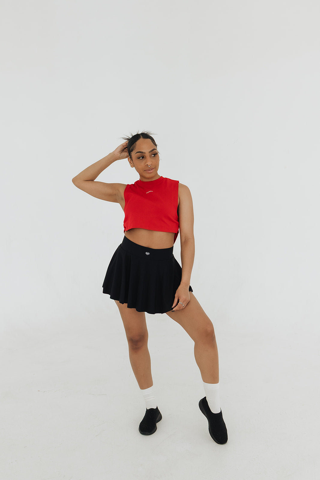 UNLMTD RUCHED CROP TEE (SCARLET RED) - UNLMTD Active + Lounge