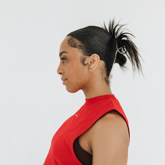 UNLMTD RUCHED CROP TEE (SCARLET RED) - UNLMTD Active + Lounge