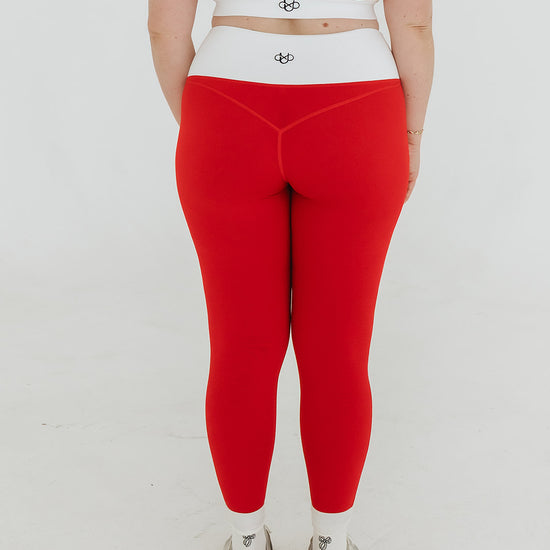 RED REIGN CORE AXIS SET (Leggings) - UNLMTD Active + Lounge
