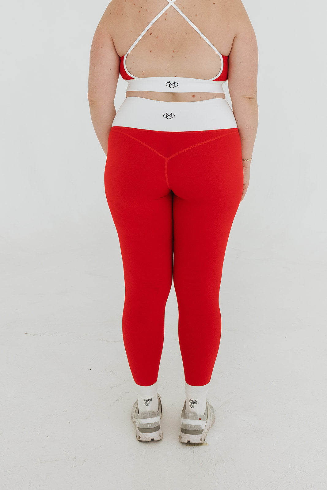 RED REIGN CORE AXIS SET (Leggings) - UNLMTD Active + Lounge