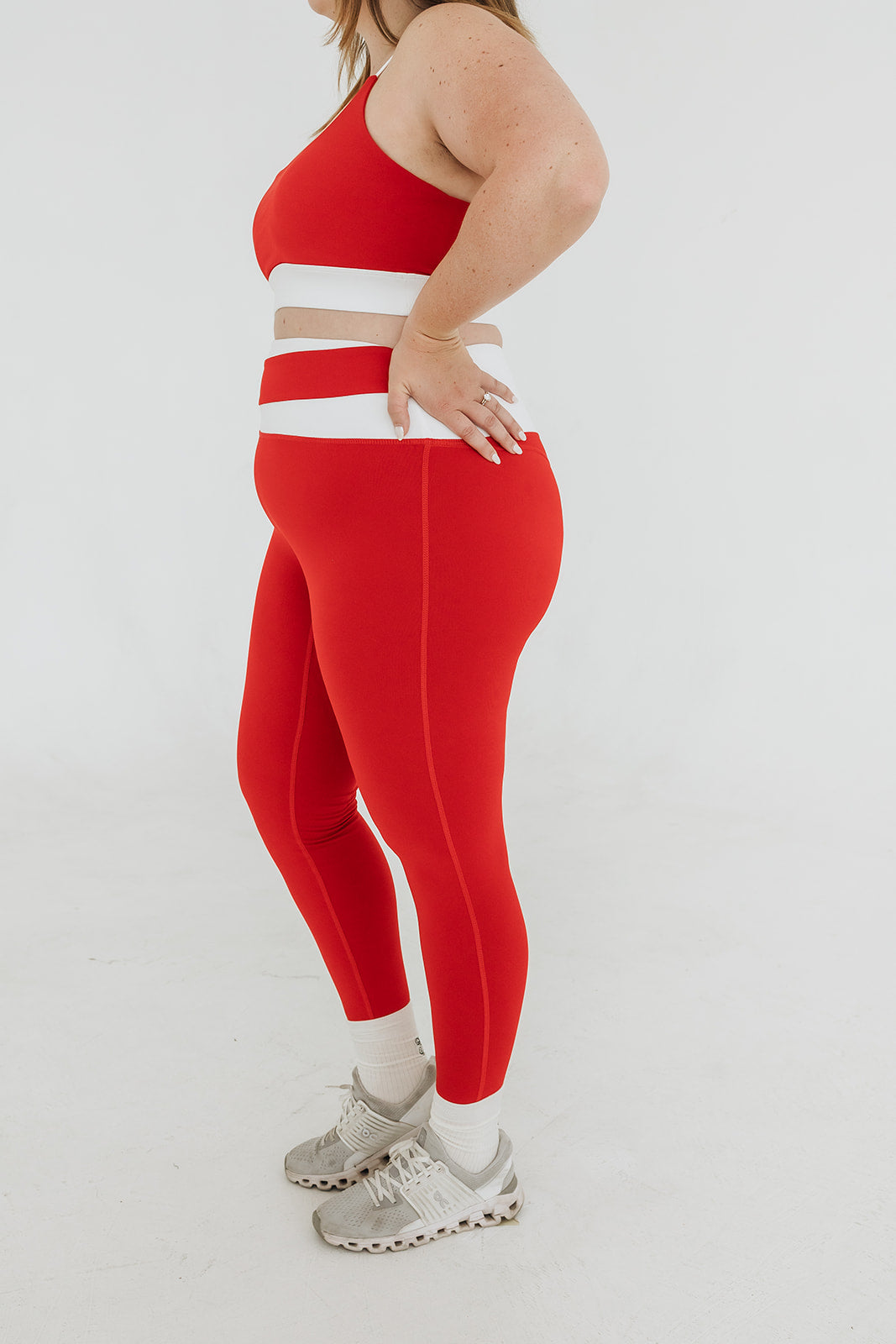 RED REIGN CORE AXIS SET (Leggings) - UNLMTD Active + Lounge