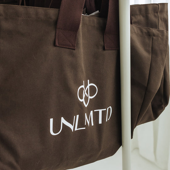 UNLMTD OVERSIZED TOTE - UNLMTD Active + Lounge
